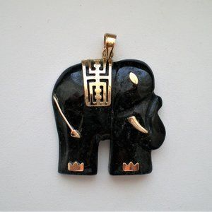 Vintage Designer 10K Yellow Gold Carved Black Jade Elephant Pendant Charm